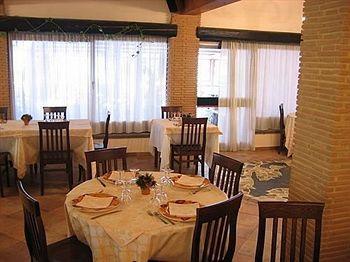 Hotel Ristorante Vecchia Maremma Orbetello Exterior foto